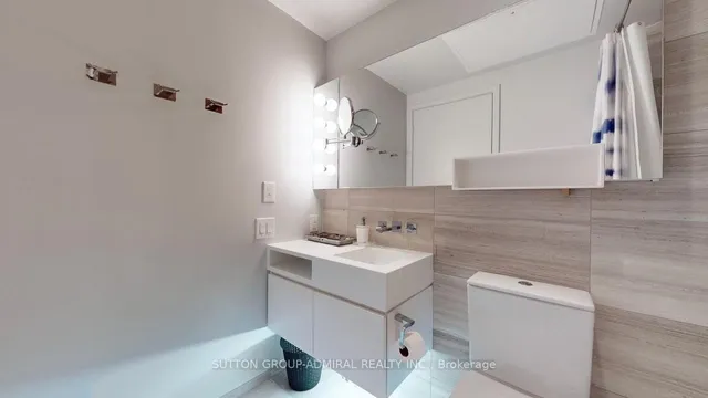 Additional image 36 of 45 Charles St Unit 2912