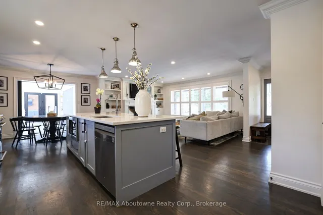 Additional image 24 of 1913 Steepbank Cres