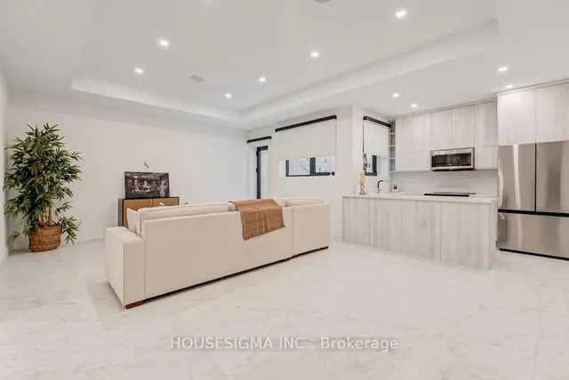 Additional image 45 of 188 Duplex Ave