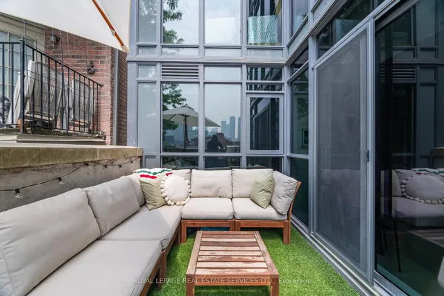 Additional image 34 of 90 Trinity St Unit 201