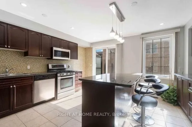 Additional image 17 of 28 Strangford Lane