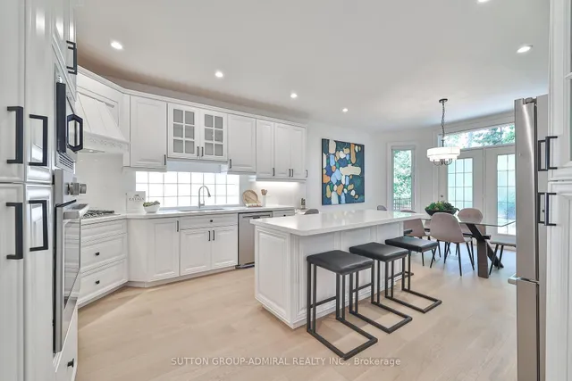 Additional image 9 of 528 Douglas Ave