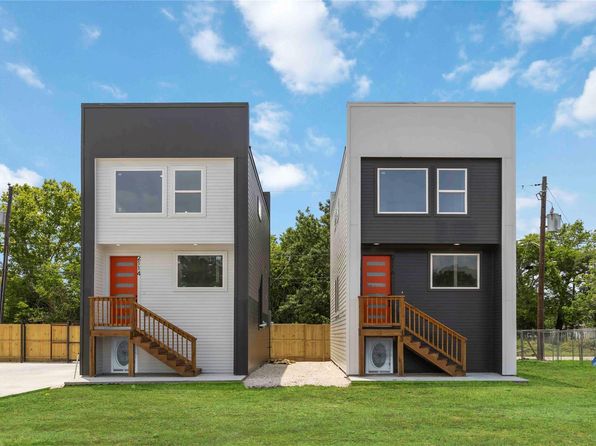 2114 Des Chaumes St, Houston, TX 77026