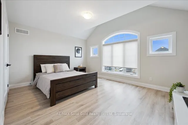 Additional image 33 of 43 Ian Ormston Dr