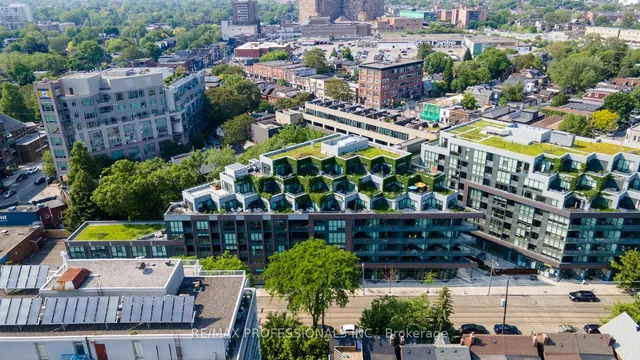 Additional image 28 of 38 Howard Park Unit 714