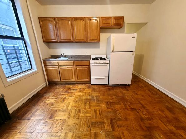 2422 Grand Ave #1A, Bronx, NY 10468