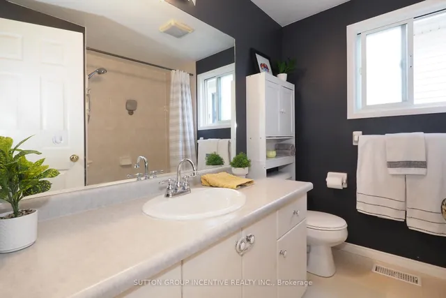 Additional image 20 of 251 Grey Fox Dr