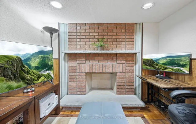 Additional image 39 of 33 Merton Rd