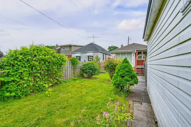 Additional image 34 of 169 Adeline Ave