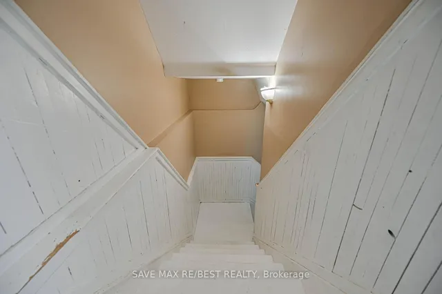 Additional image 40 of 15 Ashurst Cres