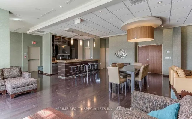 Additional image 32 of 215 queen St Unit 2006