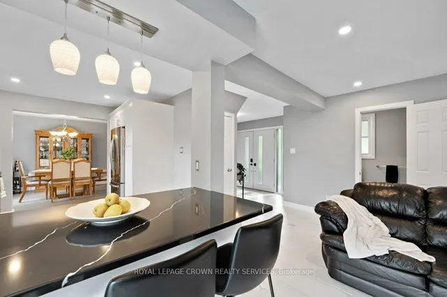 Additional image 24 of 14 Pathfinder Cres