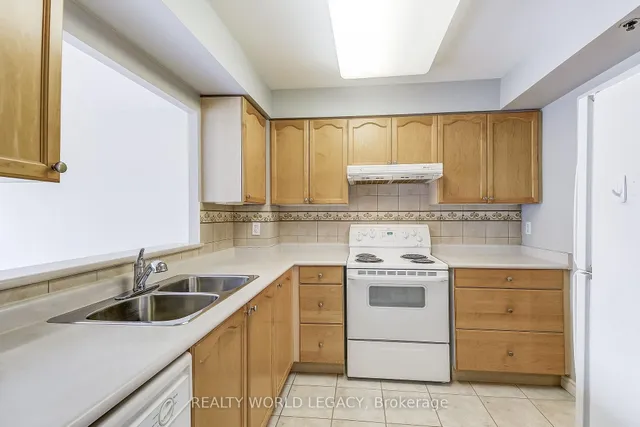 Additional image 9 of 100 Burloak Dr Unit 1218