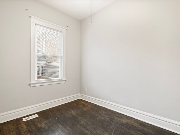 2713 W 24th Pl, Chicago, IL 60608