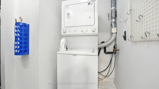 Additional image 35 of 65 Scadding Ave Unit Ph04