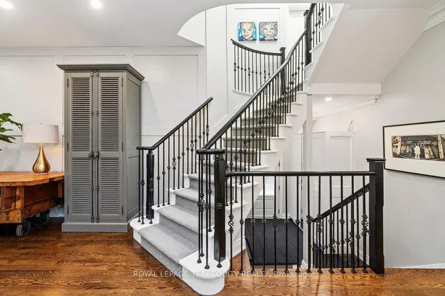 Additional image 16 of 1080 Royal York Rd