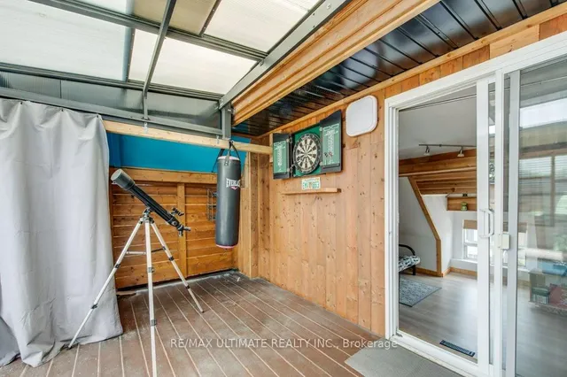 Additional image 35 of 1425 Lansdowne Ave