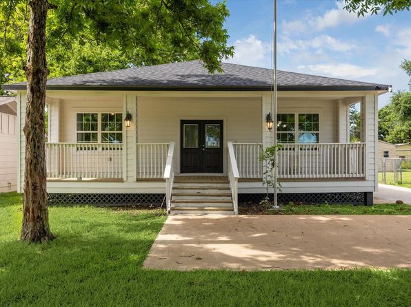 11706 Palmsprings Dr, Houston, TX 77034