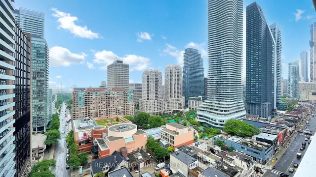 Additional image 29 of 501 Yonge St Unit 1612