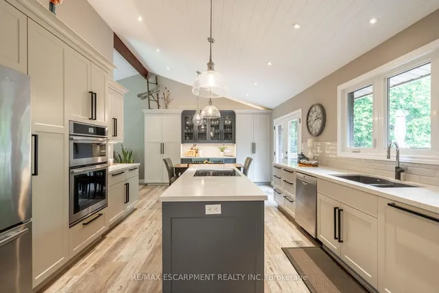 Additional image 13 of 7575 Milburough Line