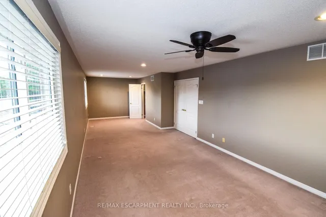 Additional image 26 of 67 Lawnhurst Dr