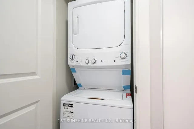 Additional image 17 of 150 MAIN St Unit PH3