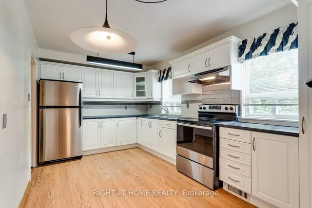 Additional image 22 of 11 Ambleside Ave