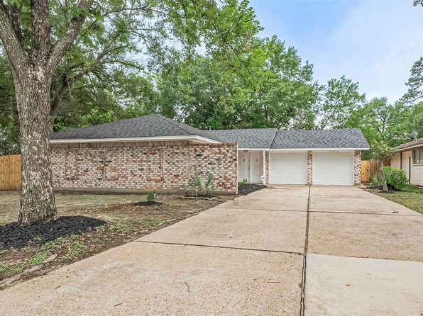 9003 Chateau Forest Dr, Houston, TX 77088