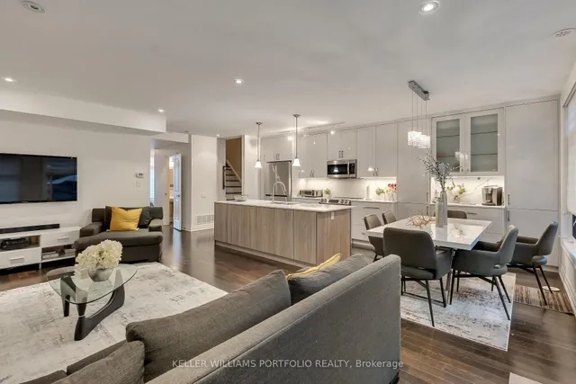 Additional image 6 of 365 Roehampton Ave Unit 13
