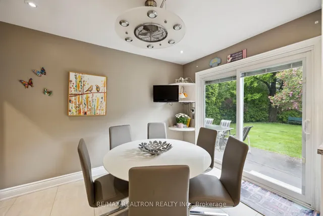 Additional image 17 of 167 Faywood Blvd