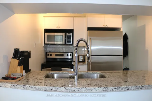 Additional image 5 of 1005 King St Unit 307