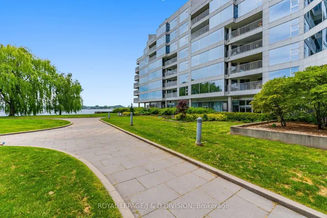 Additional image 35 of 401 Queens Quay Unit 410