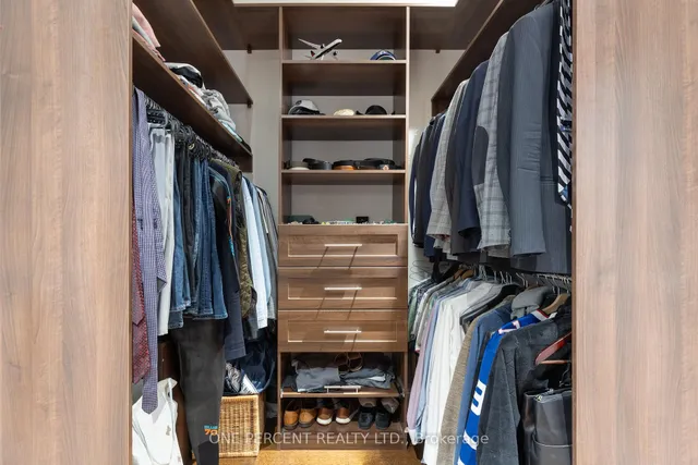 Additional image 42 of 149 Ronan Ave