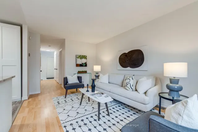 Additional image 7 of 39 Foxborough Dr