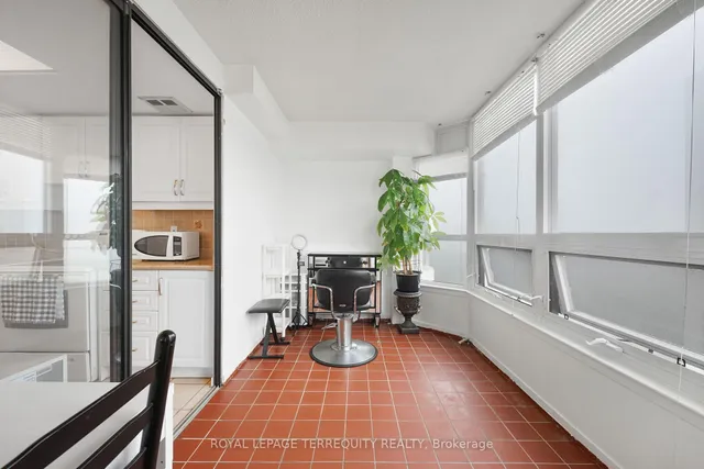 Additional image 19 of 8 Lisa St Unit 1702