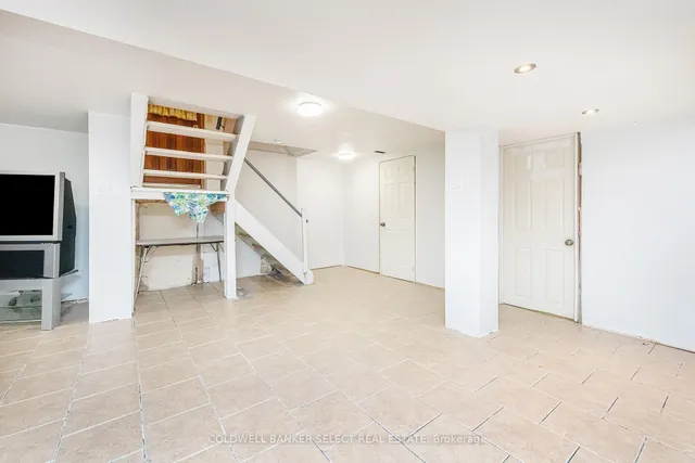 Additional image 35 of 43 Morton Way