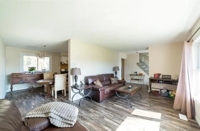 Additional image 10 of 10 Esquire Pl