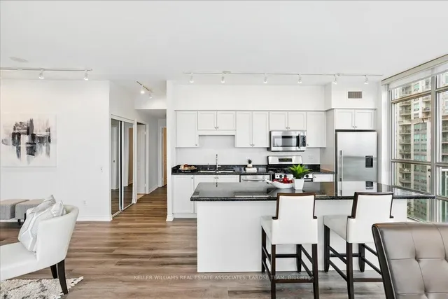 Additional image 12 of 5 Marine Parade Dr Unit 912