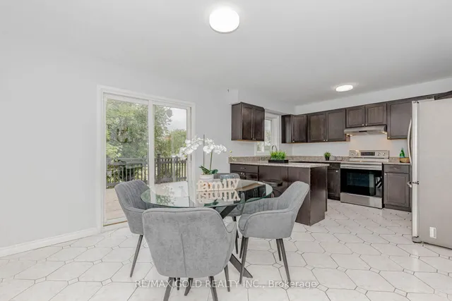 Additional image 47 of 16 Polygon Crt