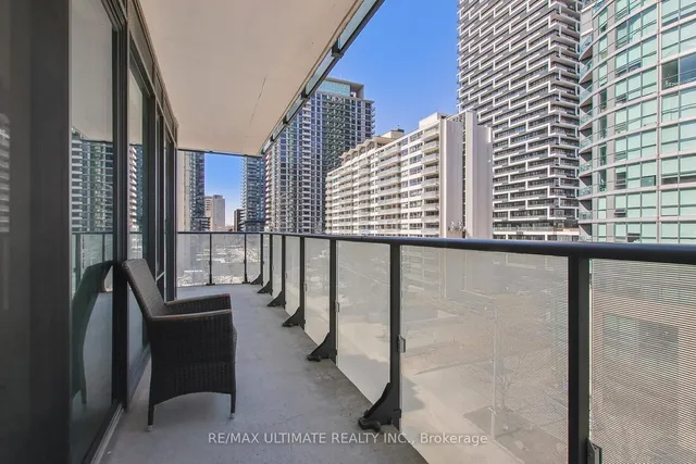 Additional image 35 of 161 Roehampton Ave Unit 601