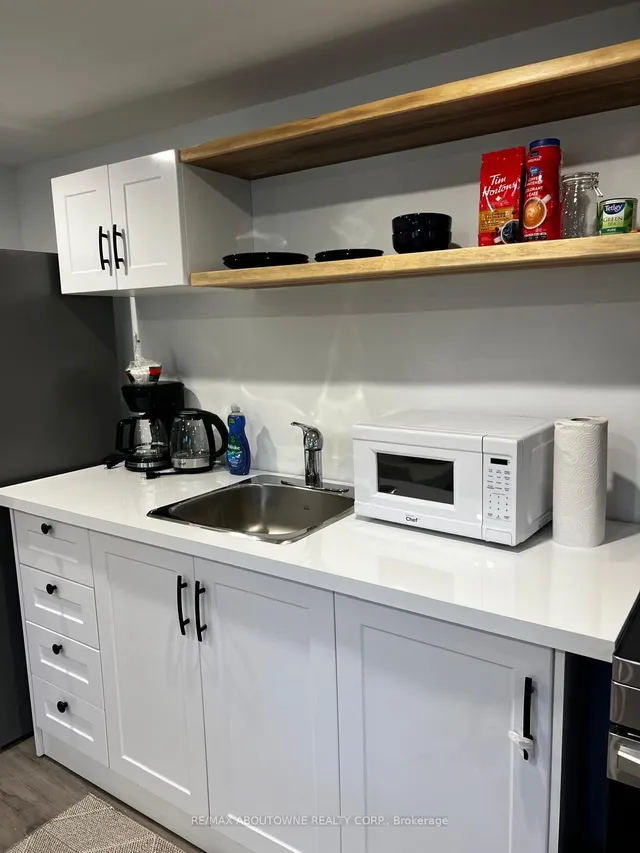 Additional image 38 of 66 Wellington St