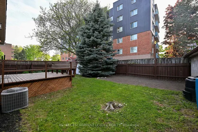 Additional image 42 of 24 CLAPHAM Rd