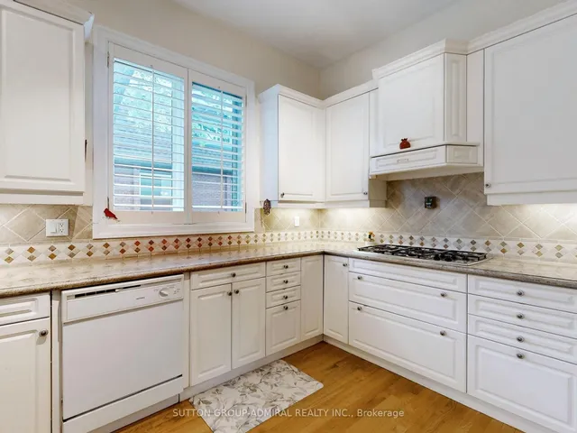 Additional image 11 of 487 Lytton Blvd