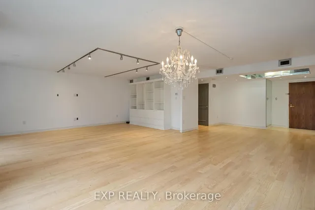 Additional image 8 of 900 Yonge St Unit 601