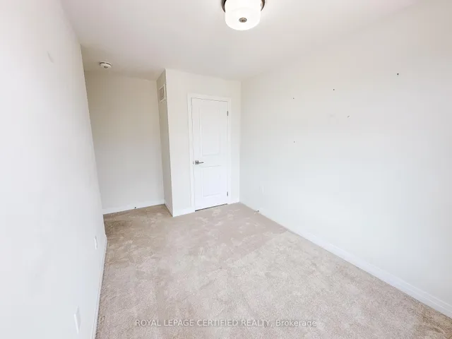 Additional image 25 of 68 Fieldridge Cres