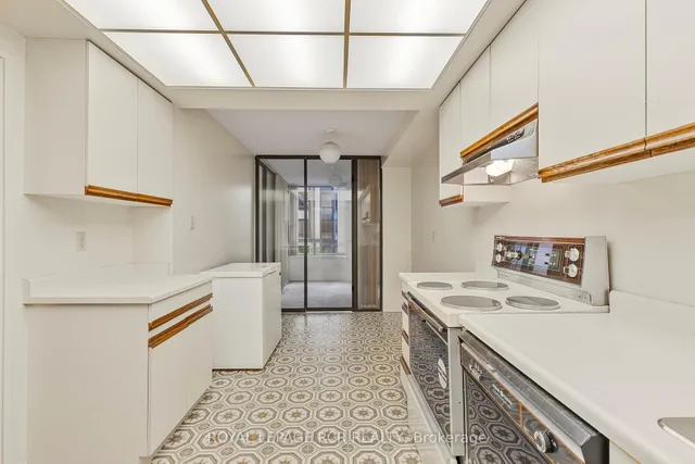 Additional image 21 of 195 St Patrick St Unit 603