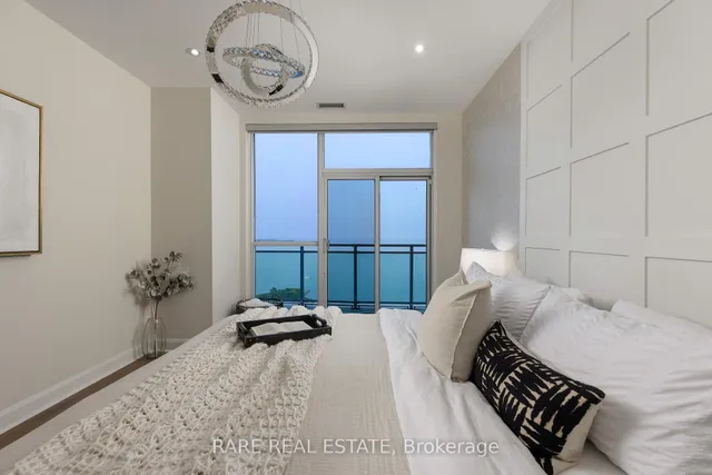 Additional image 30 of 33 Shore Breeze Dr Unit UPH4103