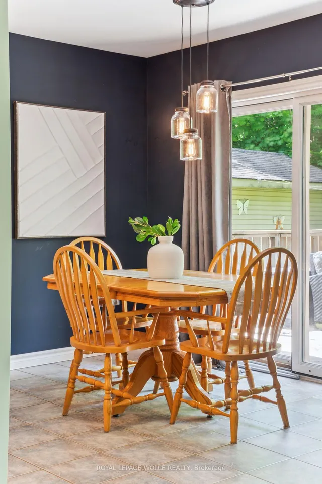 Additional image 15 of 35 Dayman Crt