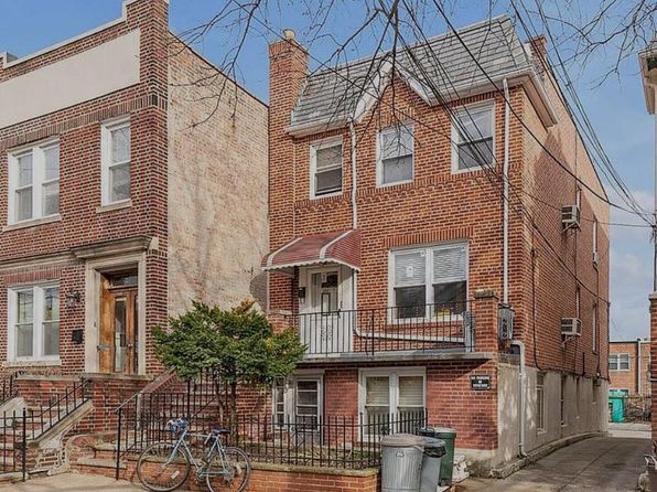 2549 42nd Street, Astoria, NY 11103