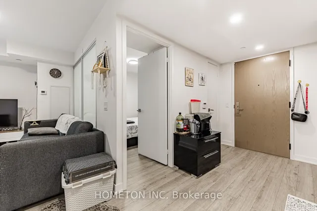 Additional image 3 of 30 Tretti Way Unit 401